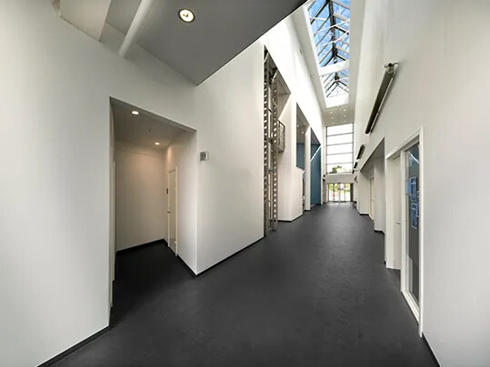 Slate corridors Nellemann